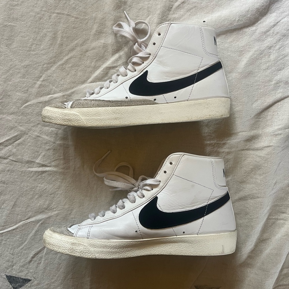 Nike Blazer Mid ‘77 Shoes